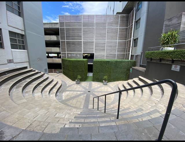 433M² OFFICE FOR SALE IN WOODSTOCK
